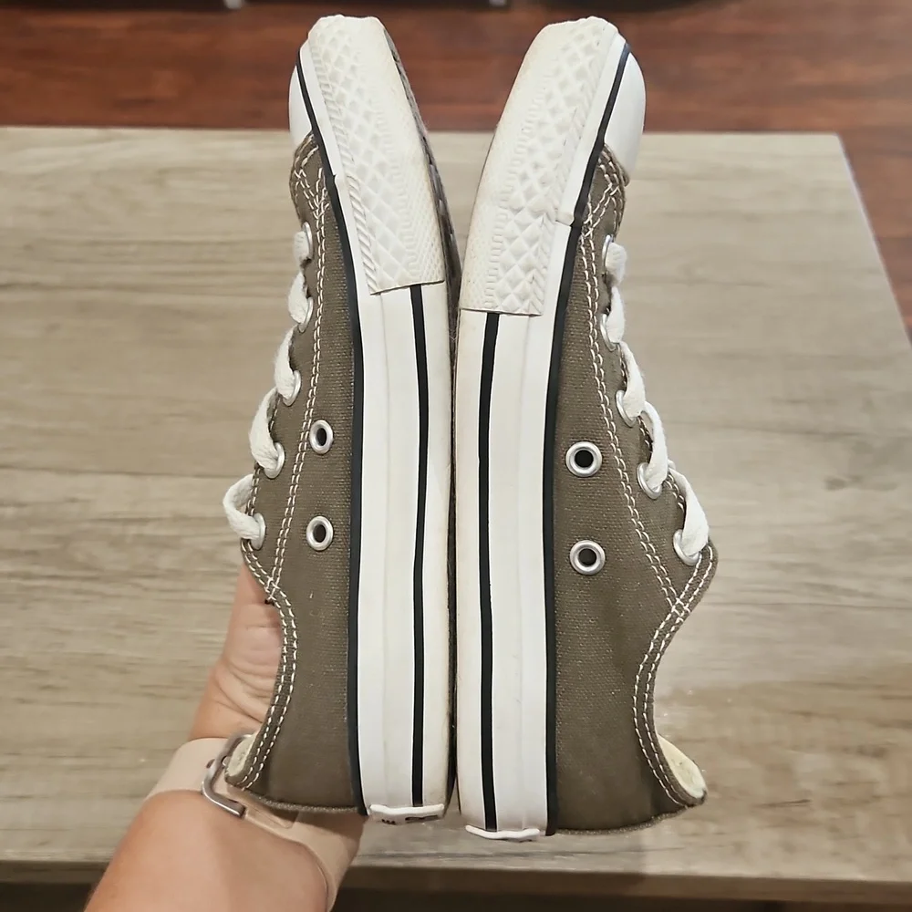 Converse All💥Star Olive Green youth's Size 13